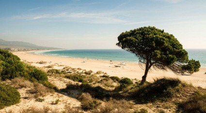 Why Should You retire in Costa de La Luz?